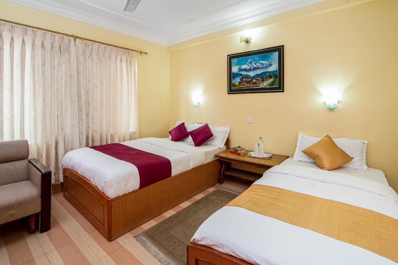 Hotel Yeti Pokhara Room photo