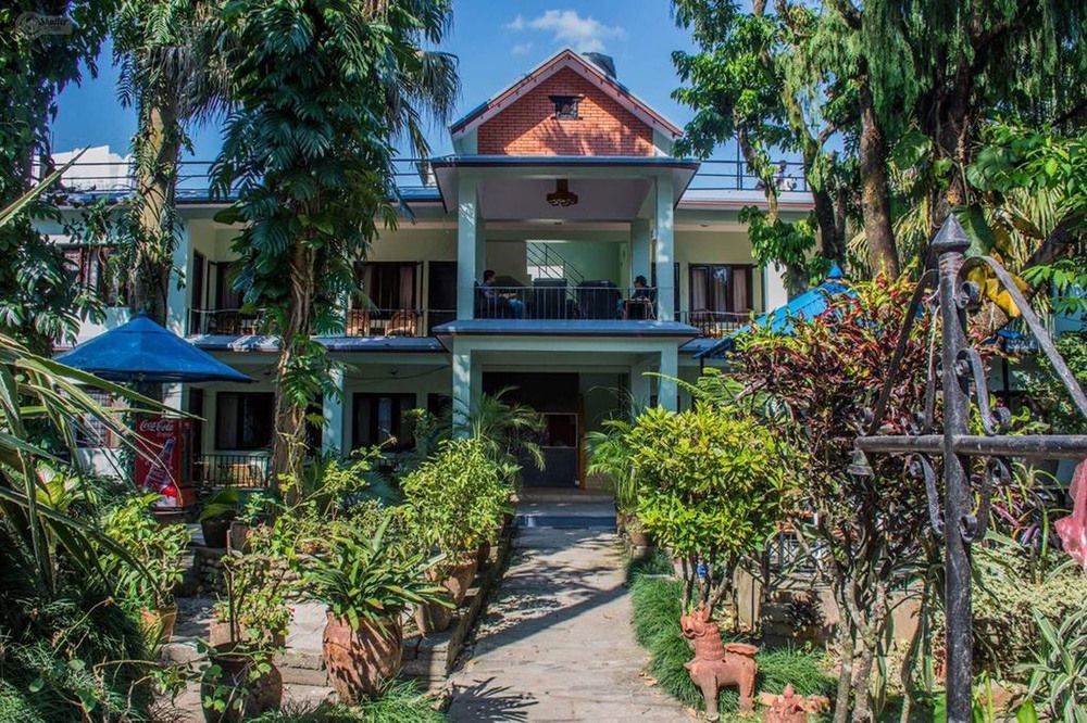 Hotel Yeti Pokhara Exterior photo