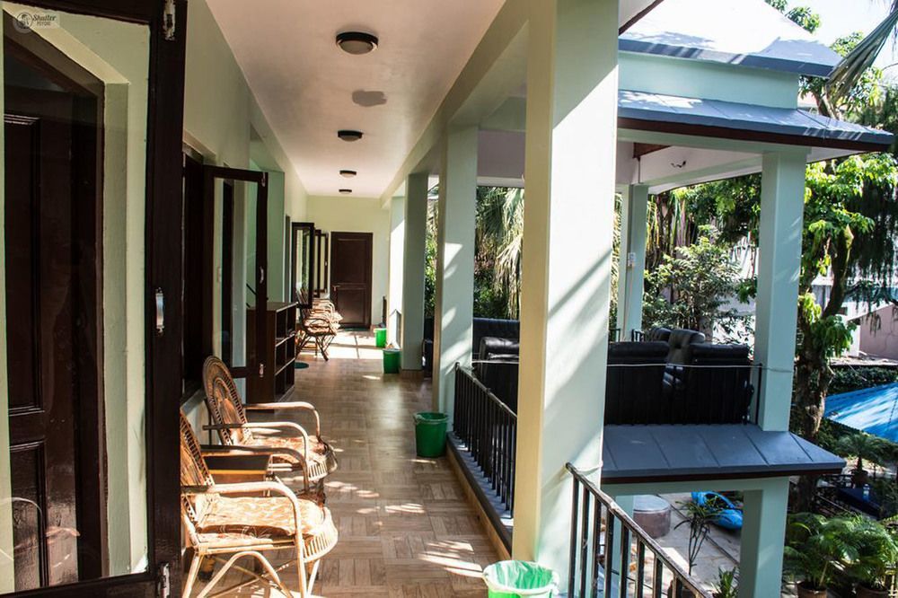Hotel Yeti Pokhara Exterior photo