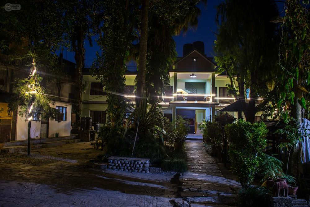 Hotel Yeti Pokhara Exterior photo