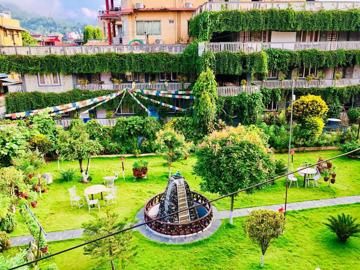 Hotel Yeti Pokhara Exterior photo